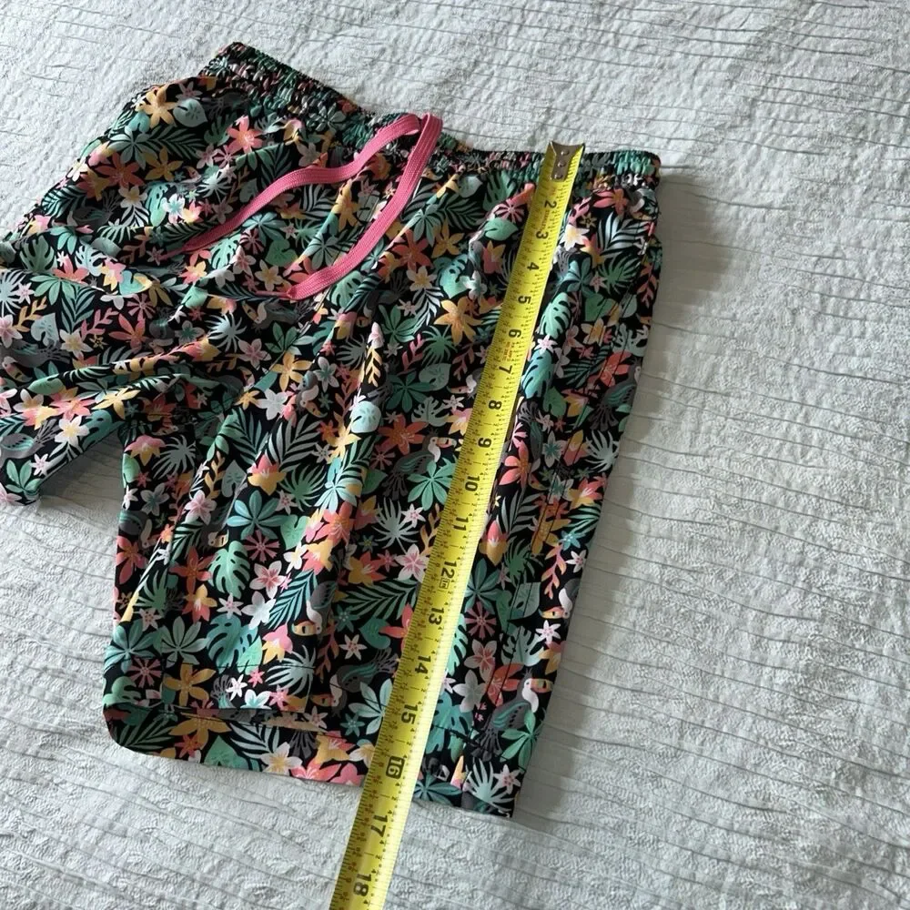 Chubbies The Bloomerangs Boys Medium Swim Trunks Midnight Flowers Tuscan Palm